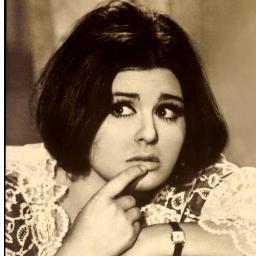 معلمة لغة عربية واعشقها لابعد الحدود وايضا احب اللغة الانجليزية

الاعاقة هى اعاقة الروح وليست الجسد
الغبى هومن يشعل نارا ولا يعلم كيف يطفأها