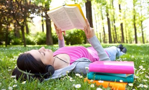 EbbrezzaC's profile picture. Blog di recensioni varie (musica,libri,cinema) anche su https://t.co/P3KYM4GF12 gestito da @DoRock90 @Muchan90 e @Aiko_Natzumi