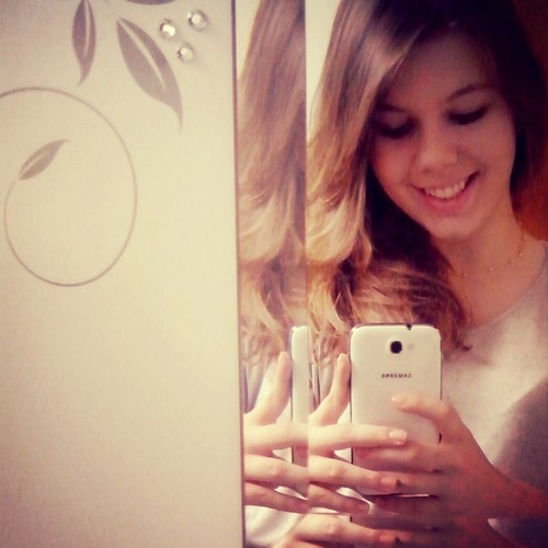 MarianaMazin1's profile picture. 