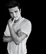 My Nighmare's Are Usually About Losing You|I'm Peeta Mellark District 12,Panem and always standing by my @Guardian_Hunter side shes my everything