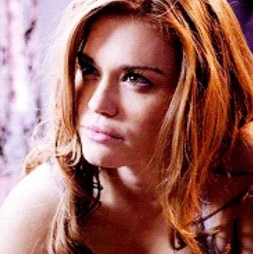 Sometimes a tender heart is the only way of wrangling out from the dark.  ||RP||Witch||TVD||