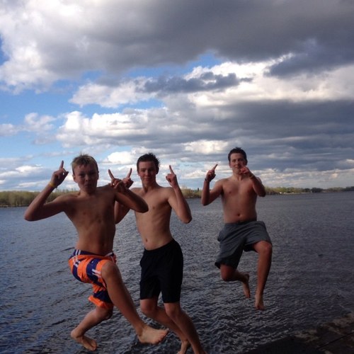 logue97's profile picture. There's always a way to cheat the system. #DC27