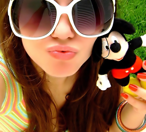uma menina doida que chinga muito e não tem medo de nada ? eu mesma, beijo :* não sou fake ok ?