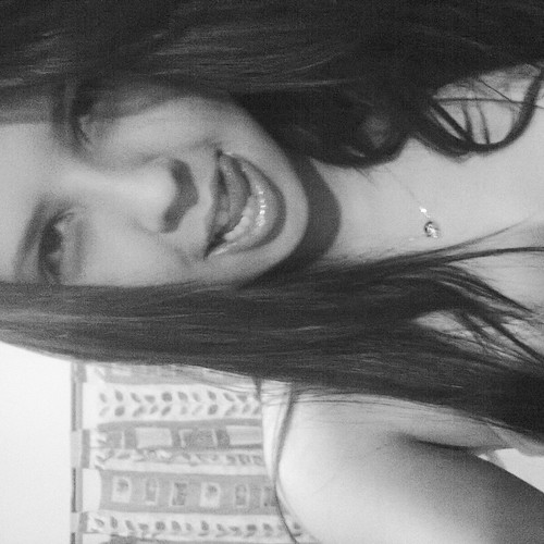 Sou cantora, uma rima, uma Krisbian, Somerholic, Potterhead, Twilighter, Grey's Submissive, Trubie, Fighter ♥