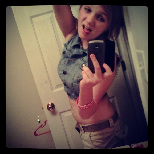 Ummmm.... Its Katiee living this single lifeeee3