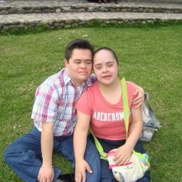 hola como estas
quiero tene mi twittr