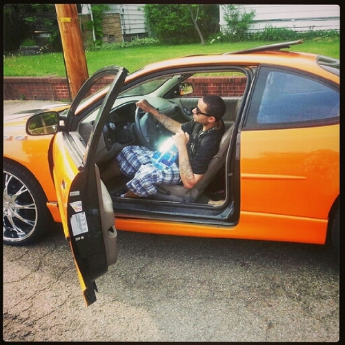 JoeyLoudpackzzz's profile picture. Stack Or Starve We Gettin Money   #teamsingle  #teamlightskin #teamfuckyobitch   
Contact Me On Facebook At.... http://t.co/x0mFnATthj