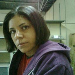 feliz e amada!!!!!!!!!!!!