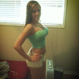 Senior at Kell . Single . Follow me !
