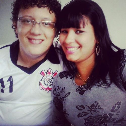 O Casal mais feliz fo mundo ...Baixista há 14 anos ...