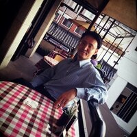 김영일 (@kimu78151) 's Twitter Profile