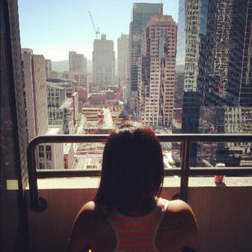 tiffanyapham's profile picture. Big city dreamin.