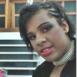 Gabiiz_93's profile picture. 