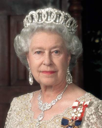 Speak To The Queen On Twitter!