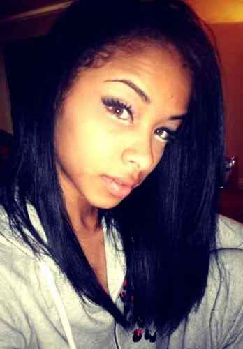 18, Dominican & Puertorican .something smart & saying how pretty i am ♡ and something bout ya nosey ass following  me .