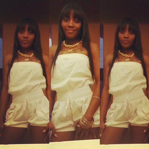 either yu with me or against me...follow up and ill follow bac :*