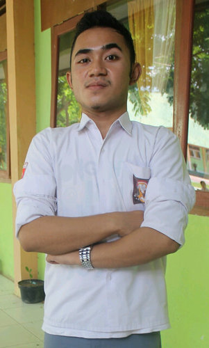 Ingin Selalu Membanggakan Dan Membahagiakan ke dua Orang Tuaku Karena Orang Tuaku Adalah Penyemangat Dan Penyokong Hidupku sampai kapanpun. :*