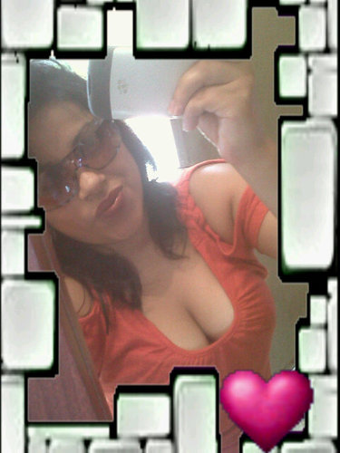 Chika dinamica, divertida.   Por los que me quieran agregar a su  bbm les dejo  pin.. 296B67EE