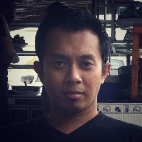 qnoy_ibrahim's profile picture. there is no such thing as ugly... just unique and different