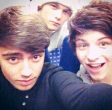 *OllieRyJoey = OVERLOAD* You love them? Hit that follow button. And I'll followback, just ask. Be O-wsome, Be O-Star. ;)