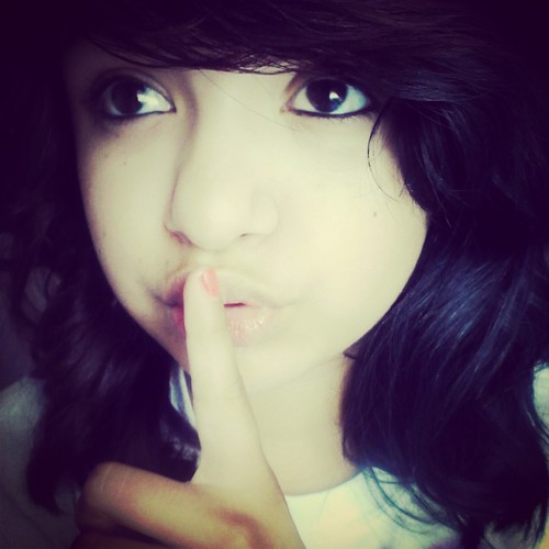 Follow Me & Ill Follow Back Ayazarina Isz My Beautiful Baby Girl ^-^ HAZEE Isz The Name, Ill Beat It Out The Frame Your Now Messing With The Best ;p