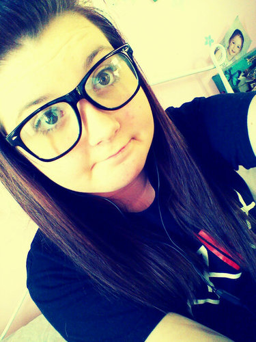 laurenlightning's profile picture. Big fan of skrillex&deadmau5&other EDM producers.