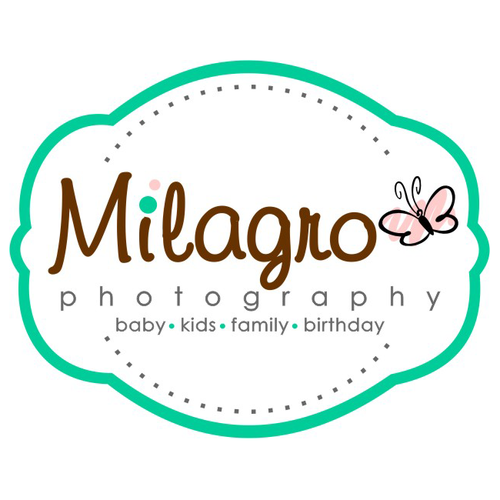 Newborn, Toddler, Kids, Family Photographer with cozy and comfortable photo studio. We offer creative and sophisticated pictures for your loved ones.