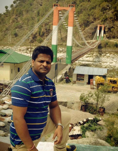 Man of many talents: Web Design, CSS, SEO, eCommerce/Magento, Affiliate Marketing, (Learning) PHP, Photoshop, Email Marketing