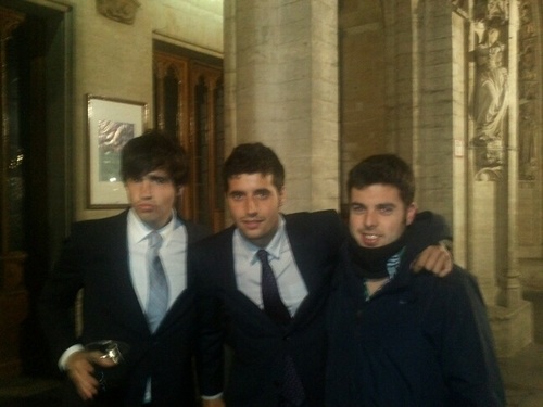 Estudiante de ICCP (UGR),..jugador del mítico BARTOLO C.F. y en mis ratos libres de CENTRIFUGACIÓN ALEMANA