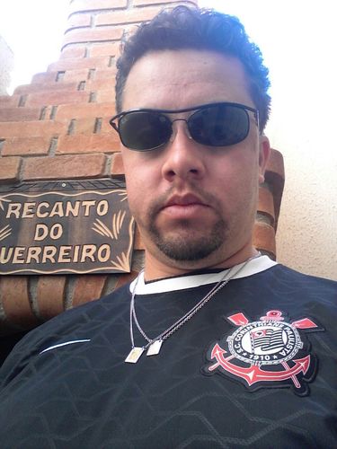 Só os loucos sabem, por isso faço parte do bando.