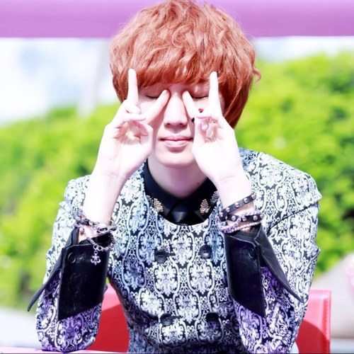 本垢にC-CLOWNペン居なさ過ぎて勢いに任せて作ってしまったC-CLOWN垢。 다이수키☞♡@TKtopkid♡ yeah!!!!
