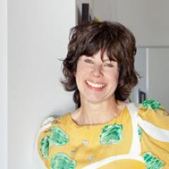 SmallAcorns's profile picture. Tweets from Amanda & the team about all things in our Small Acorns world. Interiors, vintage finds, food, flowers, homeware, and Wellington life in general.