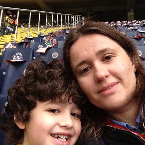 sibelavci's profile picture. İÜ, Elektronik Mühendisi 👩‍💻 | Ege'nin annesi 🥇💙 | Telenity, Quality&Delivery Engineer | hayvansever 🍀| kedi annesi 🐯 | Fenerbahçeli 🏆| 🌍☕️🚙📚