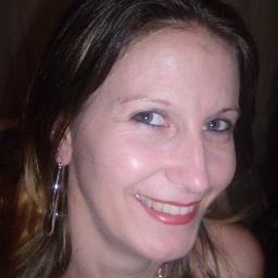 A mulher mais idiota pode dominar um sábio. Mas é preciso uma mulher extremamente sábia para dominar um idiota.
