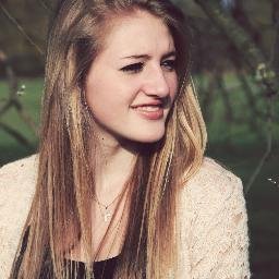 Foto bij Iedereen herenigd... Ja, en dan vallen we allemaal te pletter