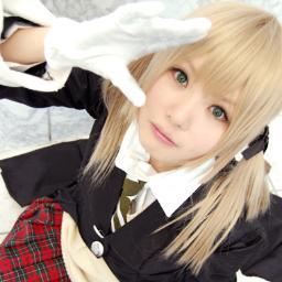 MakaReal_'s profile picture. Sou Maka Albarn,estudo na Shibusen.Sou uma artesã e pretendo seguir os passos da minha mãe.Meu parceiro é o Soul,e eu adoro usar meu maka chop nele u.u