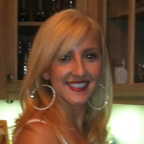 AnnieRHoe's profile picture. 