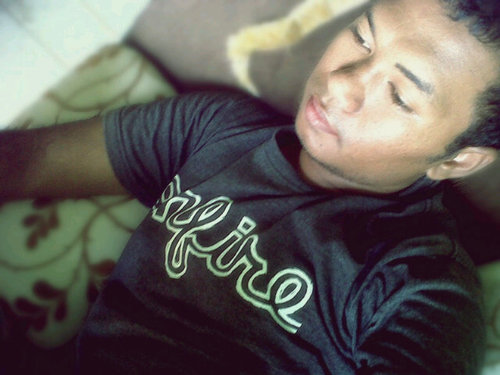 nanofbrian's profile picture. jalan hidup yang rumit.