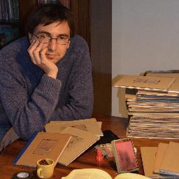 Autor de Todos estamos solos, Las Paredes y el vacío, Los Decepcionados, Hiviñas, Desarmadero, Vengo de donde lloran las rocas.