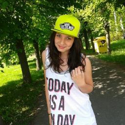 Dominka90's profile picture. Hi :* My name's Dominika.You can call me D or Domi.i love Snowboarding and Great Britan and especially my friends :)Tom Kaulitz is the PERFECT! Love U! xxx 3