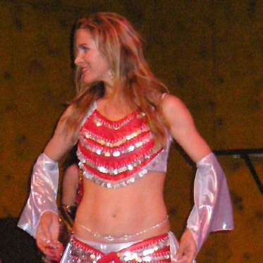 Belly Dance Teacher in Agoura Hills, CA. Try out my classes. FREE intro and beginner class for first timers.