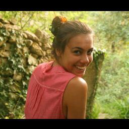 CeciLCortijo's profile picture. No sabría si decirte ¿una dulce niña, o una verdadera vaca? Soy un pequeño ser apampado desde tiempos remotos.