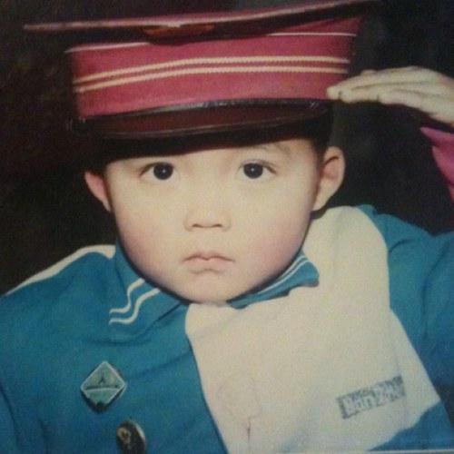 Hi ! My Chinese name is 李卓成 .