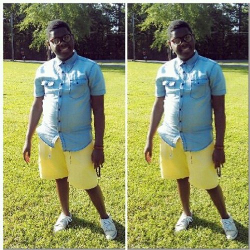 An Ambitious Young Man W. Big Dreams .
• Sixteen | Sophomore 
Mention For A Follow Back 
• Kik : _AmbitiousGuy
• IG : _Tyreckious