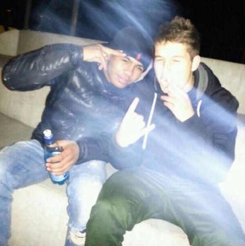 Roweezy97's profile picture. 