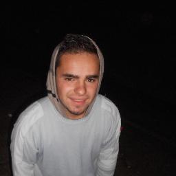 Cristobaltsh's profile picture. Solo con 19 años, ya tengo mi enseñanza media cumplida, y ahora lucho por una profesional, nada mas que decir slo eso :)