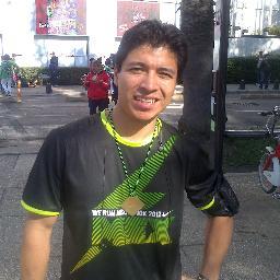 Un poco loco............. y convencido que la vida no debe ser tan seria