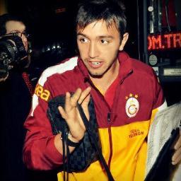 ♥  Kova burcu , anlayamayacağınız derecede duygusal , geveze , aşırı kıskanç , ♥Galatasaraylı ♥  , ♥ Fernando Muslera♥  ,♥ VİTAMİN ♥ ,Raöl - Rize ♥