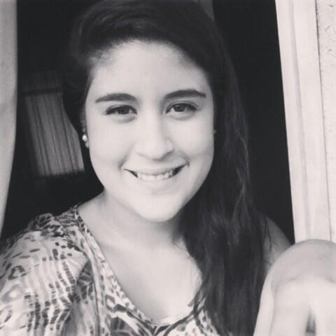 ClaudiaTr_'s profile picture. 18. @sarahrivash te ama demasiado mejor amiga, eres todo.