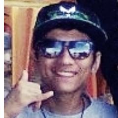 Falo do bem, faço o bem, acredito no amor,
e questiono o que o sistema impõe, questiono o que o inimigo impõe.
